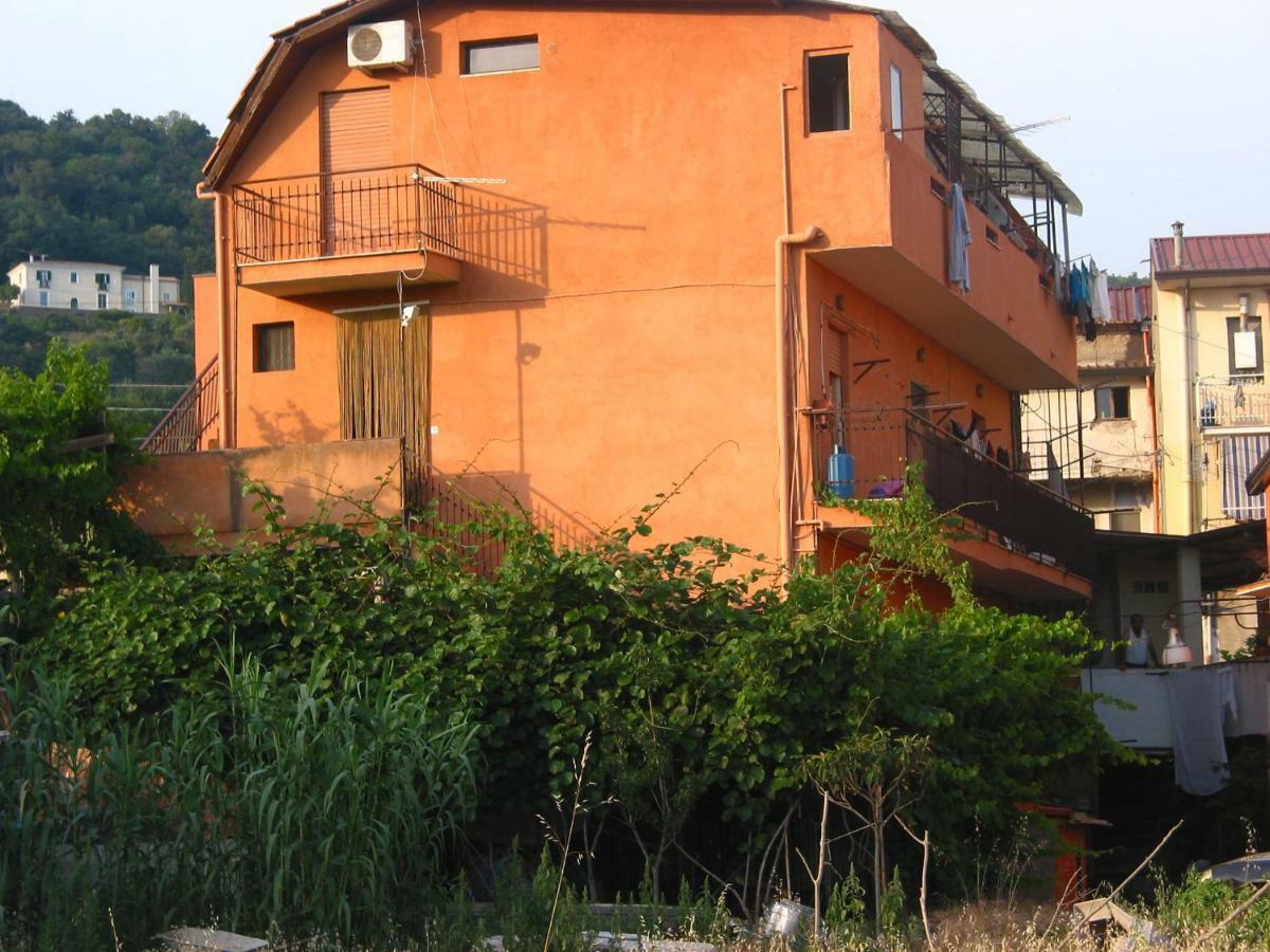 Casa Vacanze Paradiso Apartment Ламеция Терме Екстериор снимка
